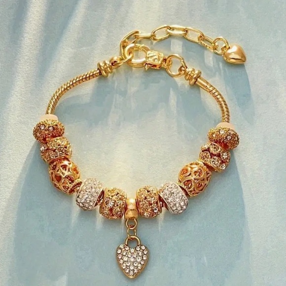 Elegant Love Heart Charm Bracelet with Sparkling Yellow & White Beads - Boho NWT - Picture 3 of 5